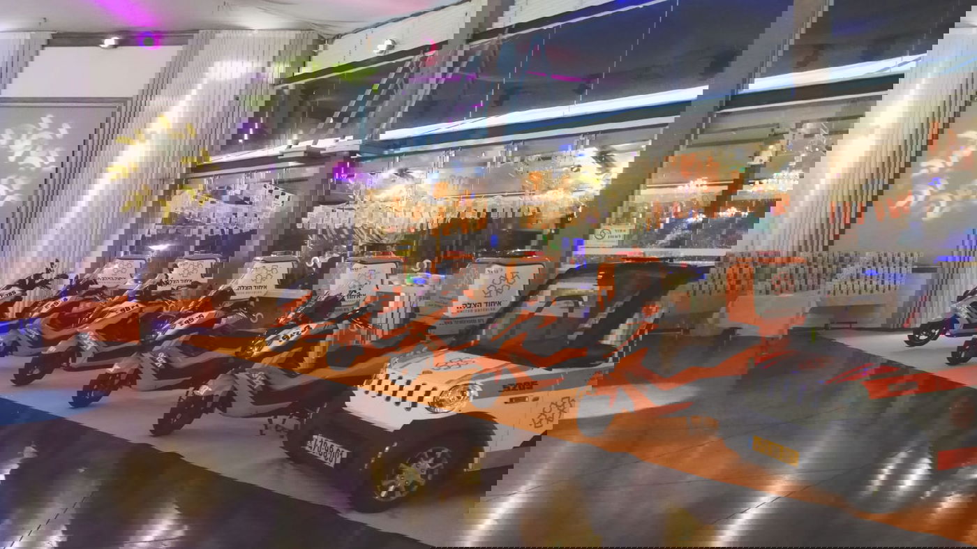 ערב גיבוש והוקרה לכ- 100 מתנדבי איחוד הצלה סניף פתח תקווה