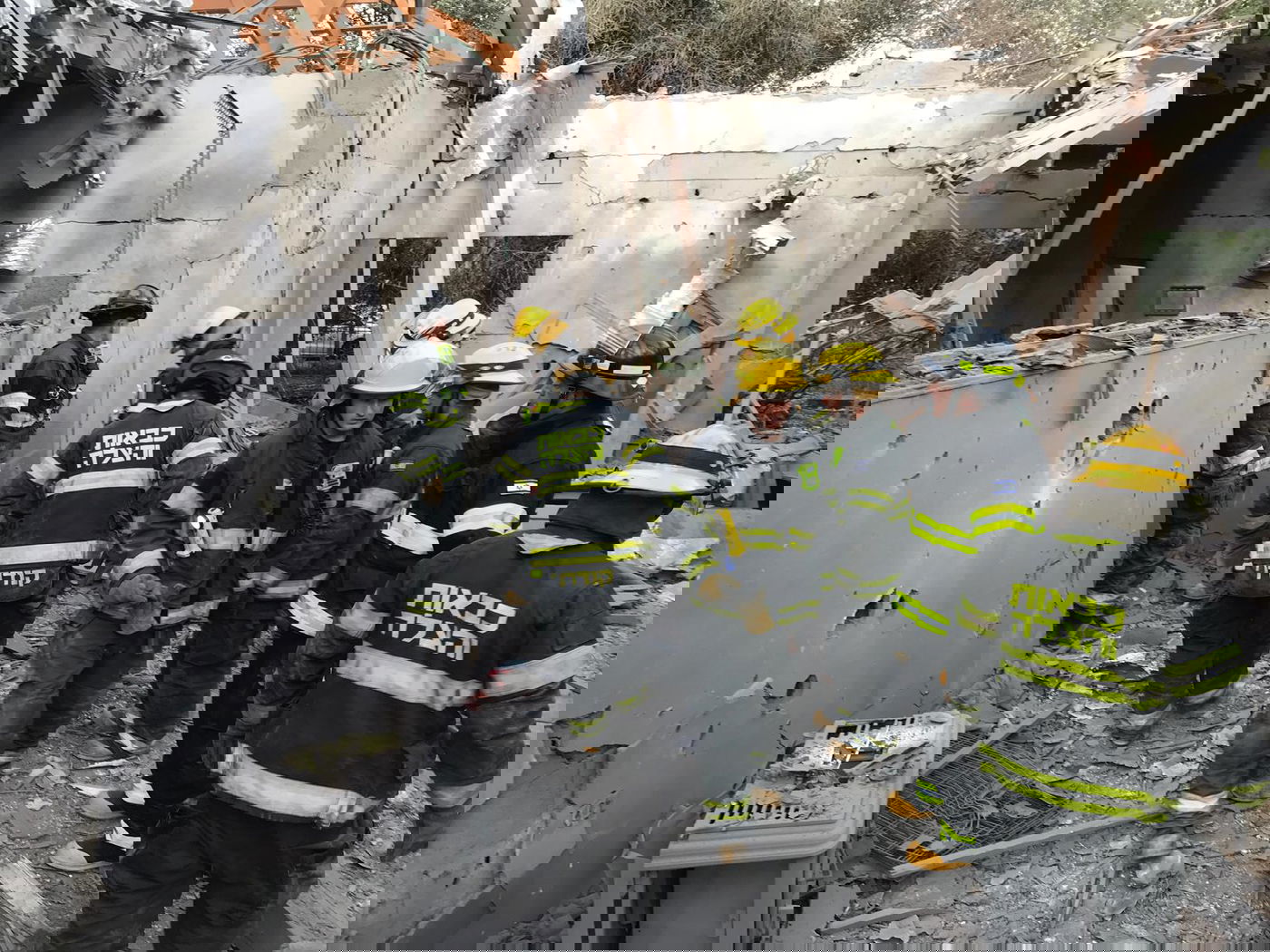 תיעוד: ההרס הרב בתוך הבית שספג פגיעת רקטה