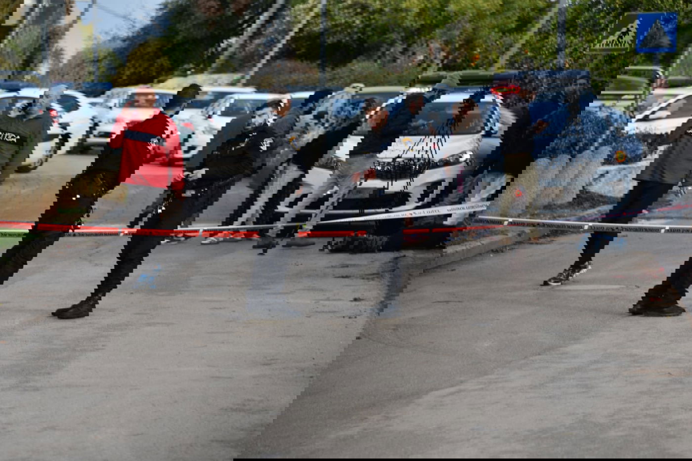 רקטה מעזה פגעה בבית במושב בשרון; 7 בני אדם נפצעו