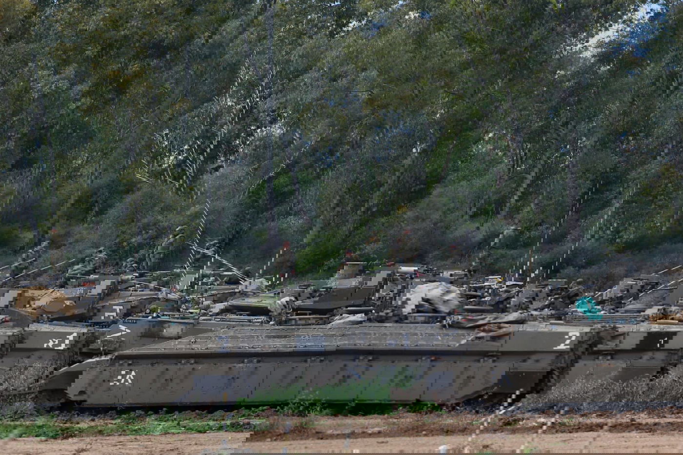 תיעוד: ההיערכות הצבאית בגבול הרצועה