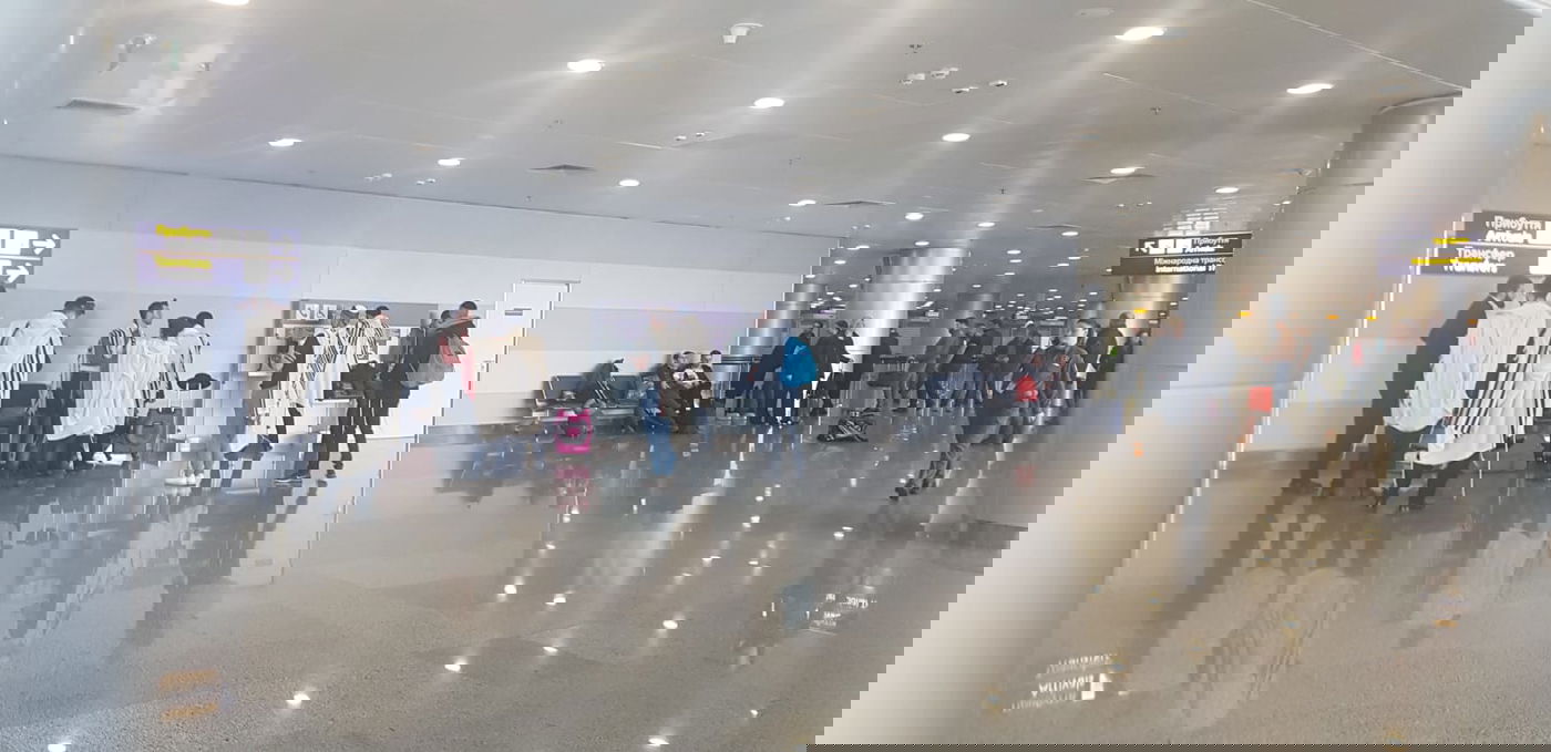 עוד יום בנמל התעופה בקייב: עשרות חרדים מעוכבים