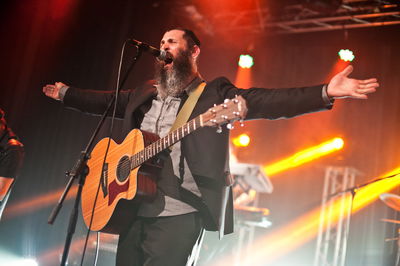 עדי גביסון בסינגל בכורה: "כולם רוצים"