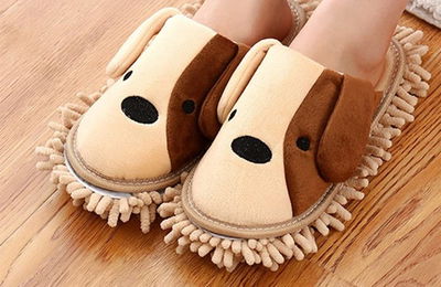 נעלי הבית האלה הן בדיוק מה שאת צריכה לניקיון פסח