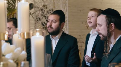 מנדי וייס ודובי מייזלס ומקהלת שירה: פאר דיר