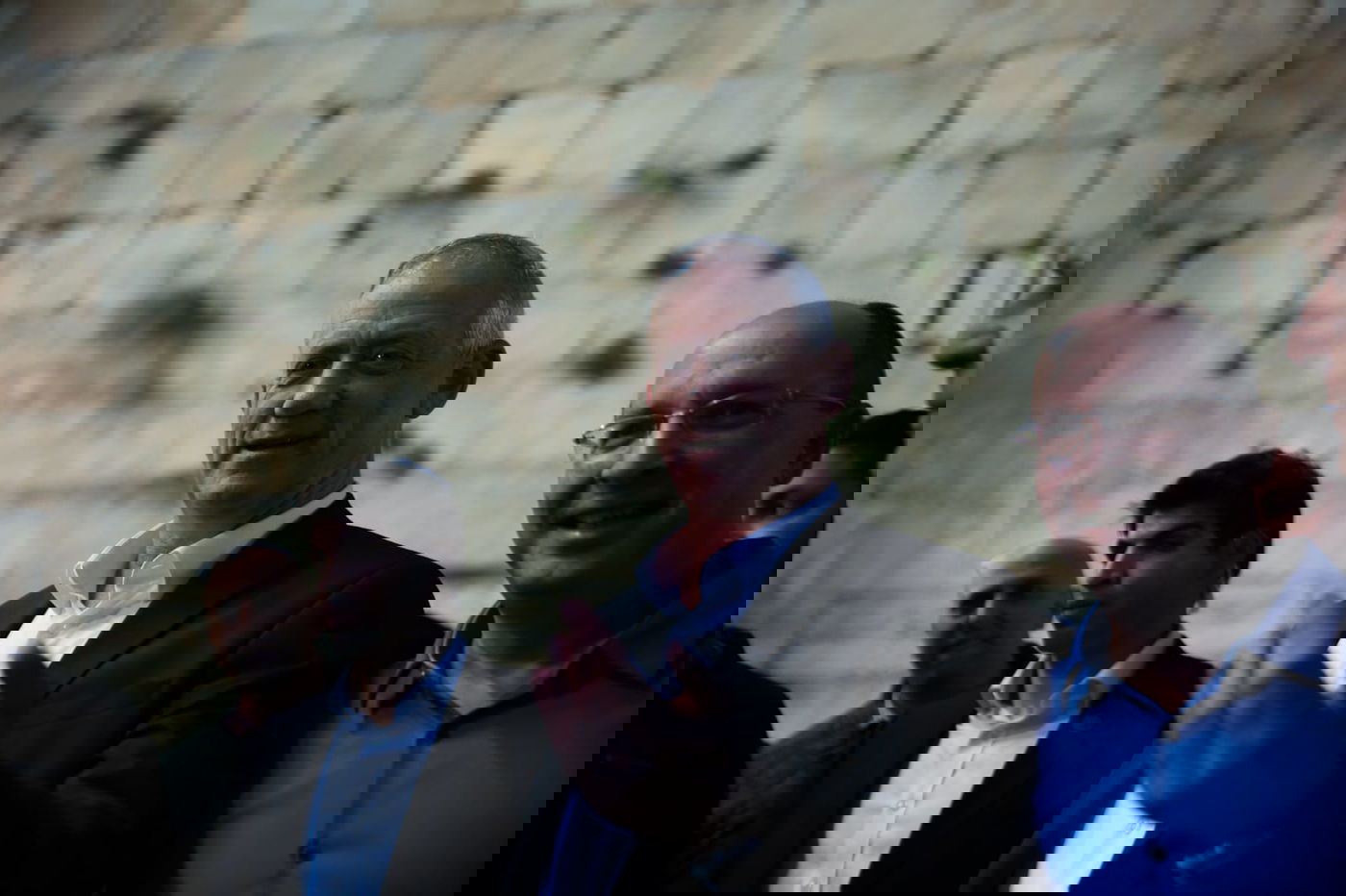 שריד בית המקדש כאתר פוליטי? גנץ ביקר בכותל המערבי