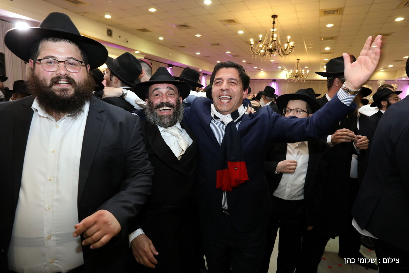 גלריה: שמחת החתונה לבנו של העסקן לוי אדרעי
