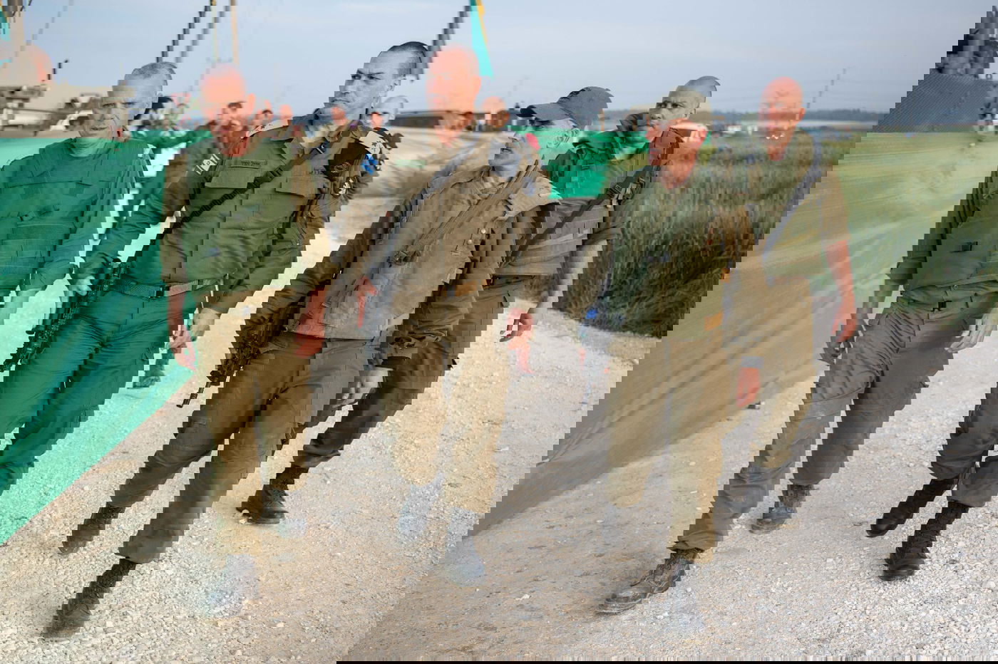 היערכות שיא בגבול עזה; סגן הרמטכ"ל סייר. צפו