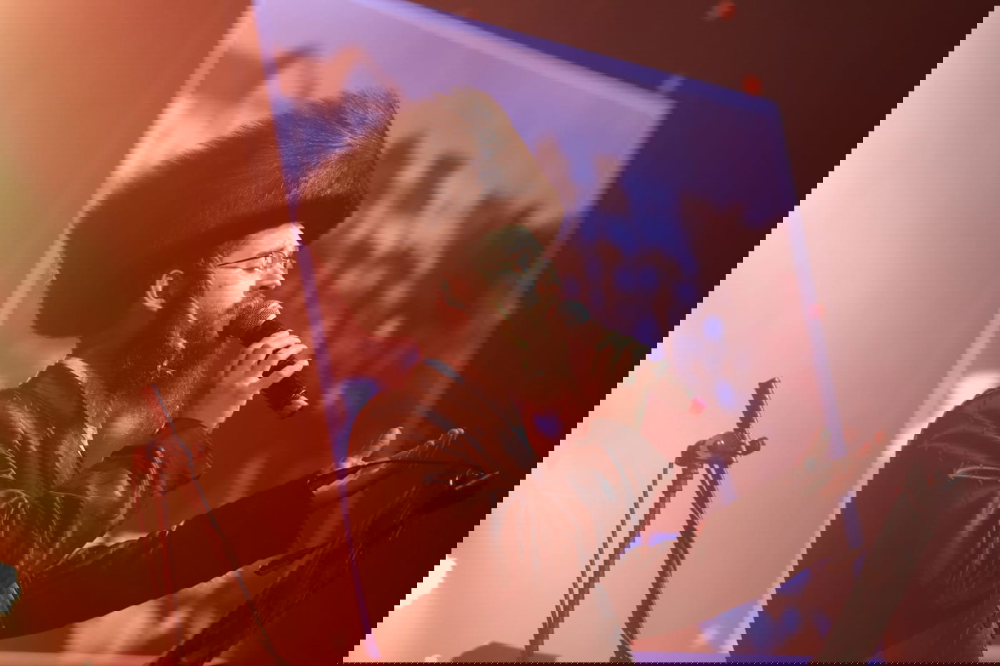 צאנז לבשה חג: תיעוד הכינוס והכנסת ספר תורה