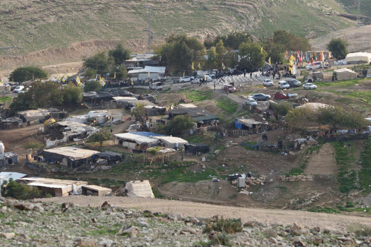 חאן אל אחמר