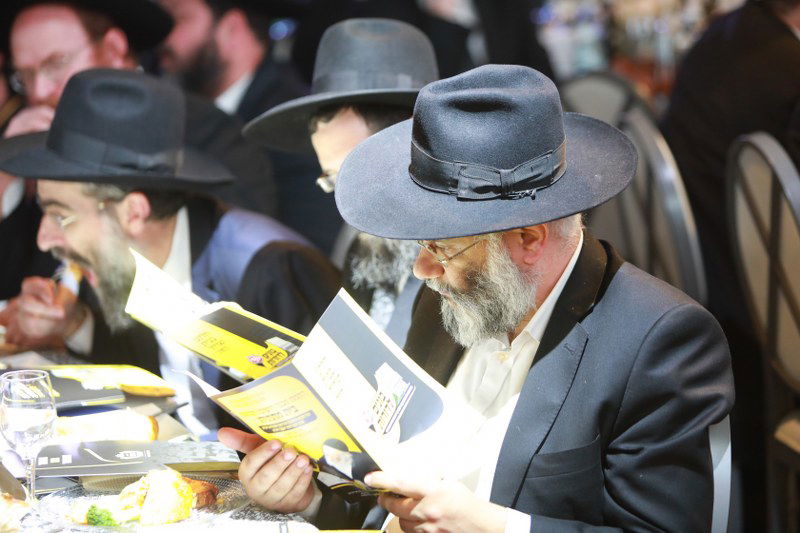 ר"י בית מתתיהו: 'איני יכול יותר לשאת את העול' • צפו בגלריה מכנס הבוגרים