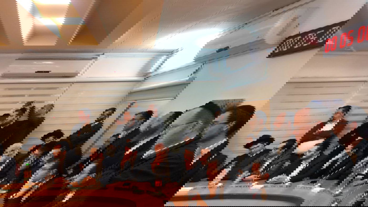 הגר"י רוזן תקף את ש"ס; קהילות הליטאים גיבו את גרינברג