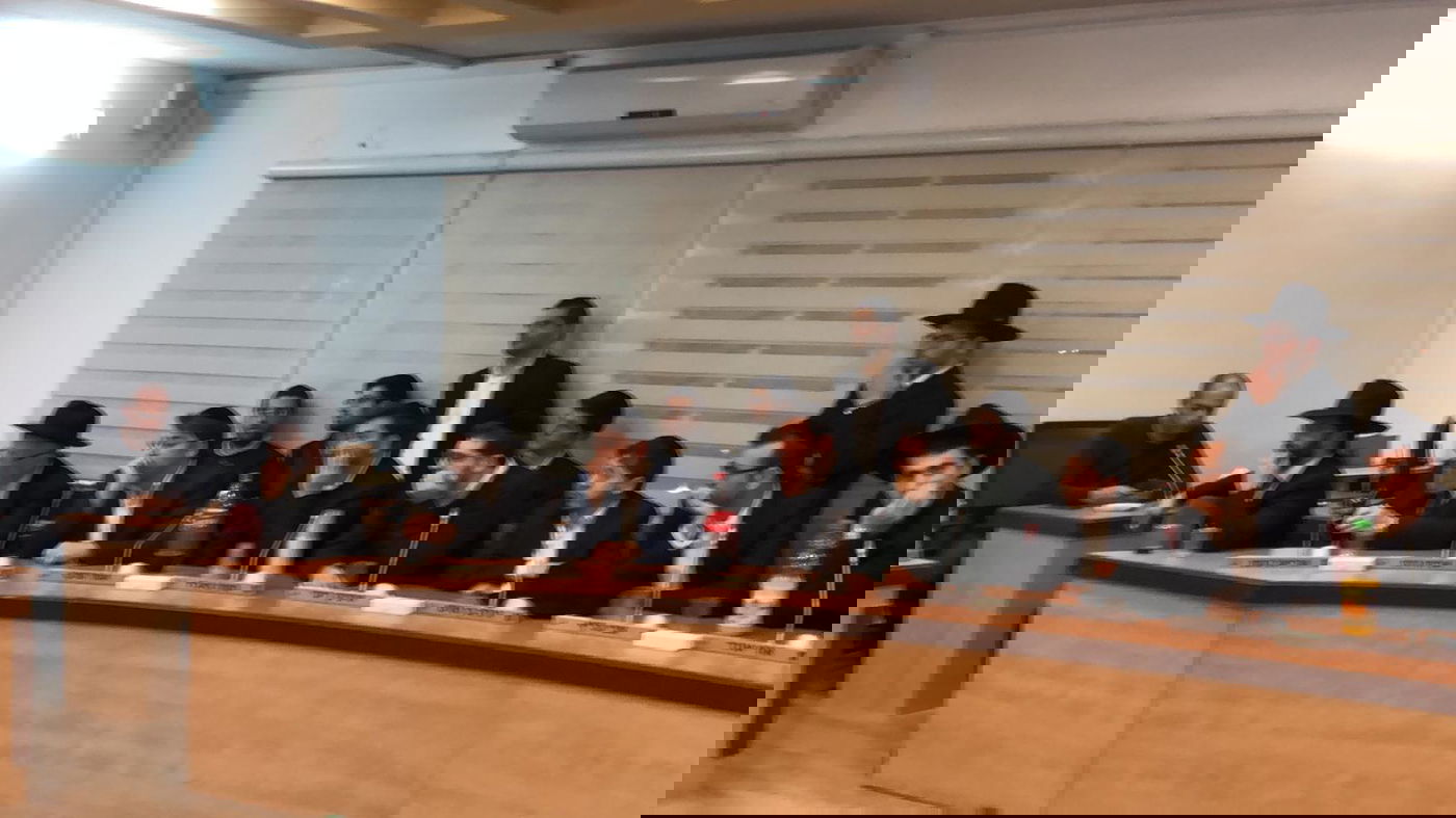 הגר"י רוזן תקף את ש"ס; קהילות הליטאים גיבו את גרינברג