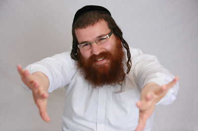 דודי פרישמן בסינגל חדש: "והיא לא פה"