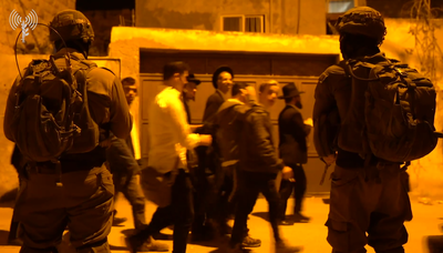 כ-400 מתפללים התפללו בקבר 70 הזקנים