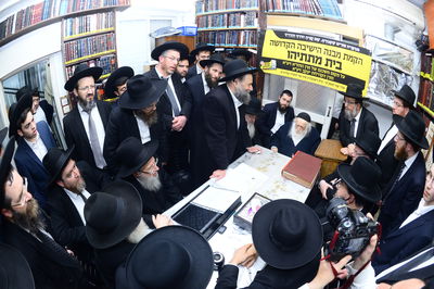 "עכשיו מתברר לנו שזה צער גם למרן שר התורה" - הגאון רבי חזקיהו יוסף מישקובסקי