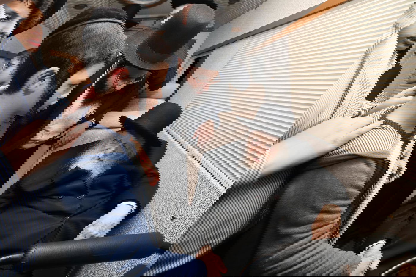 שה"ת בתפילת היתומים • תמונות נדירות