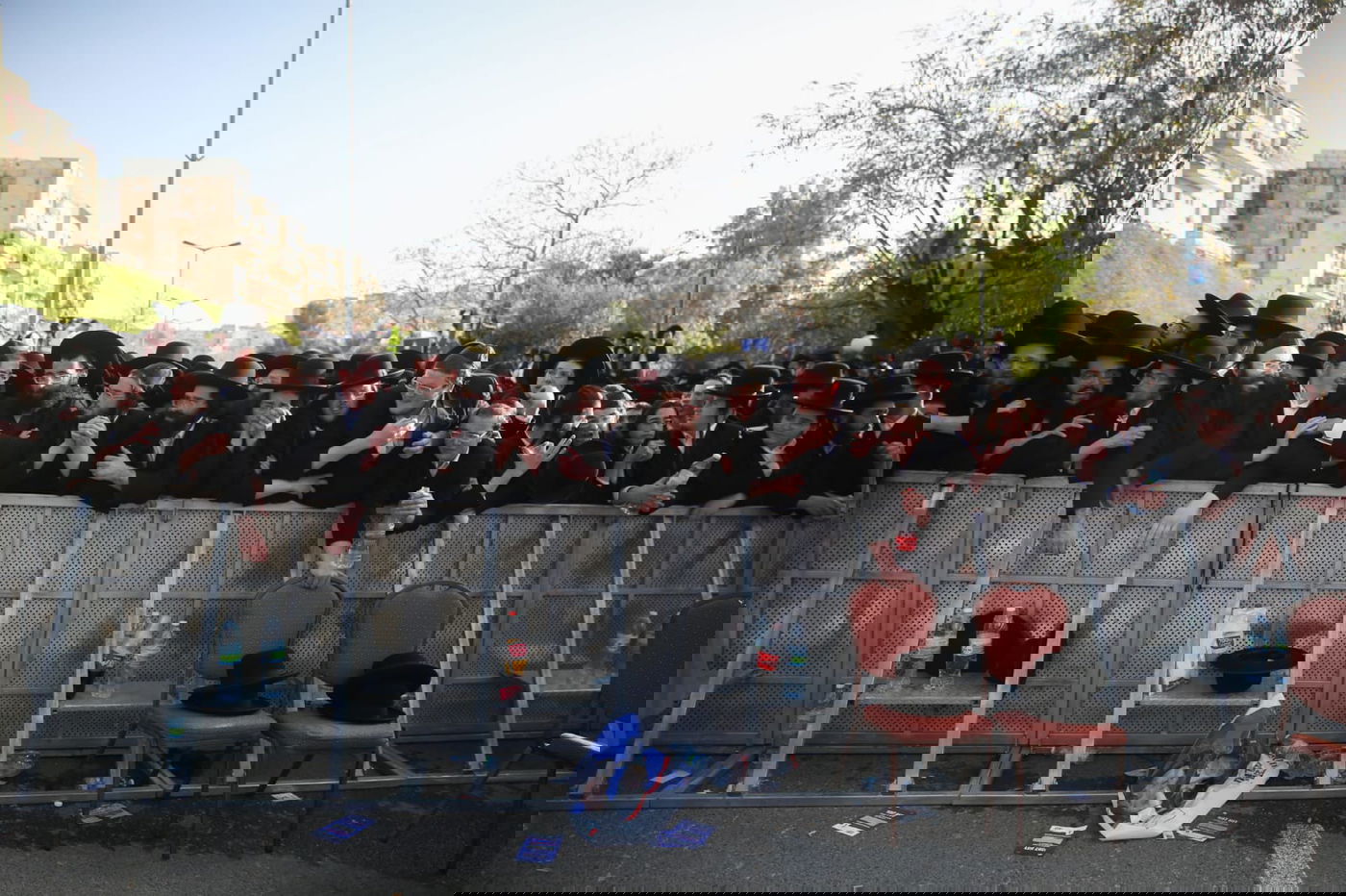 שידור חוזר: האדמו"ר מגור ומרן שר התורה על במה אחת • צפו