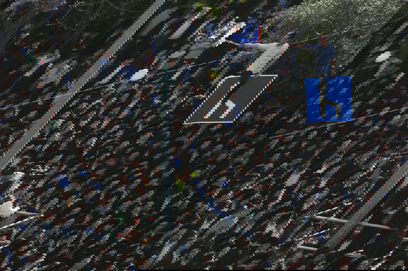 שידור חוזר: האדמו"ר מגור ומרן שר התורה על במה אחת • צפו