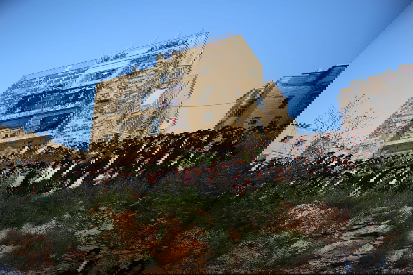 שידור חוזר: האדמו"ר מגור ומרן שר התורה על במה אחת • צפו