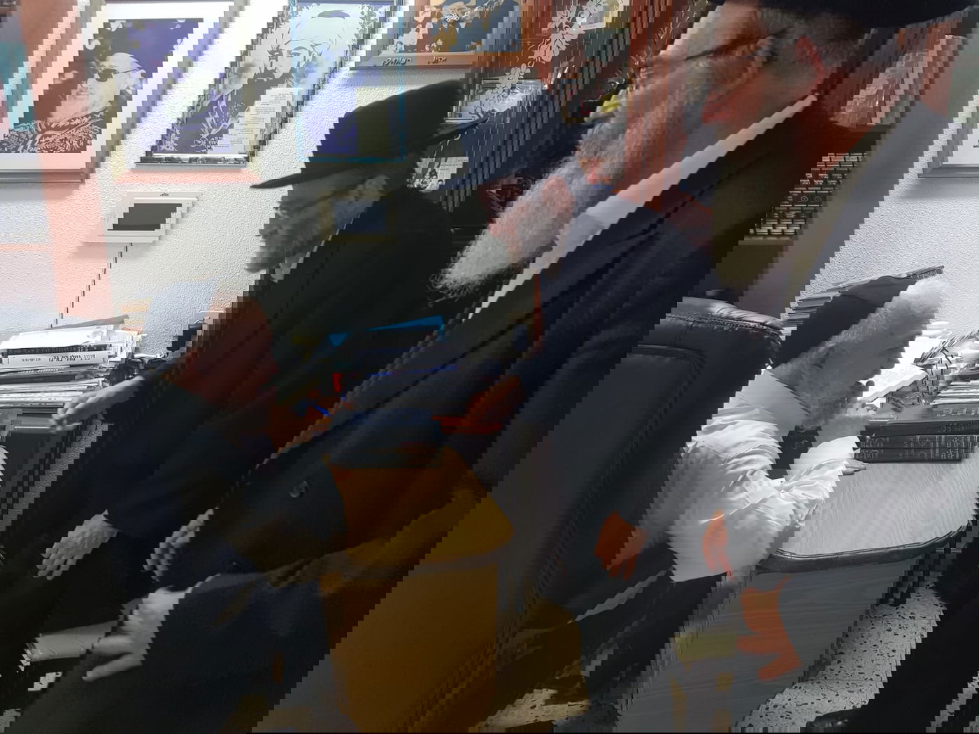 ישראל בוחרת • שעה וחצי לסגירת הקלפיות - 52% הצבעה