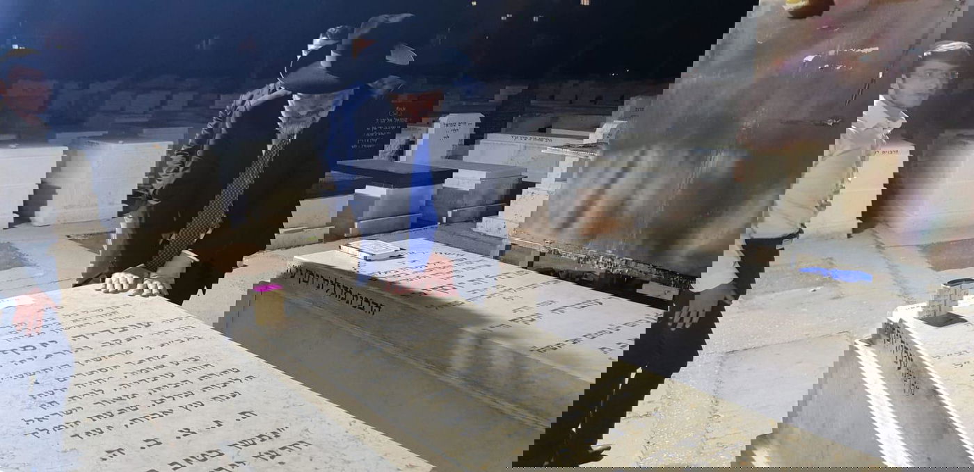 מרך השגיח מלמעלה. דרעי בציון הגר"ע, אמש