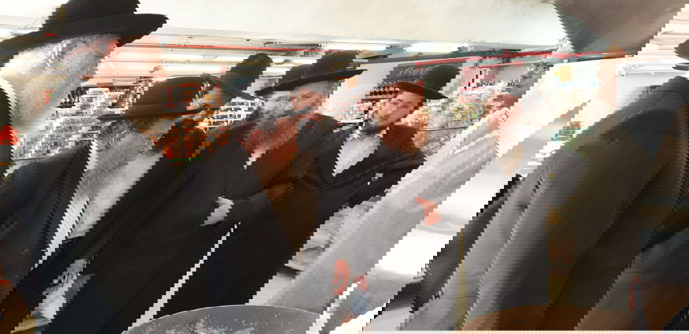 כשרות מאוחדת: רבני העיר בסיור משותף