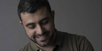 ישי ריבו באחד מהופעותיו