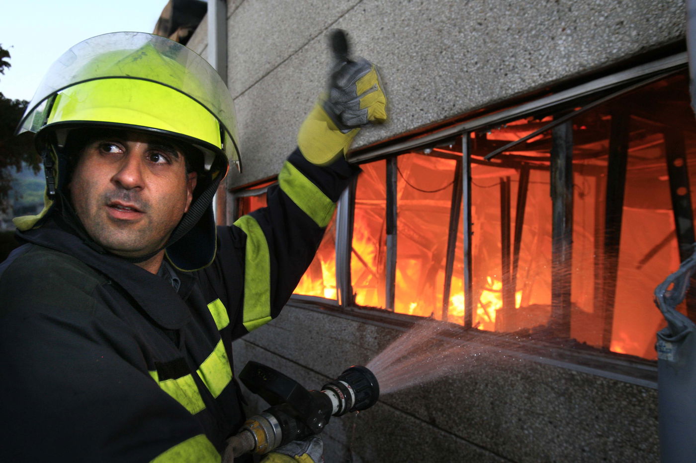 שריפה בבית שמש