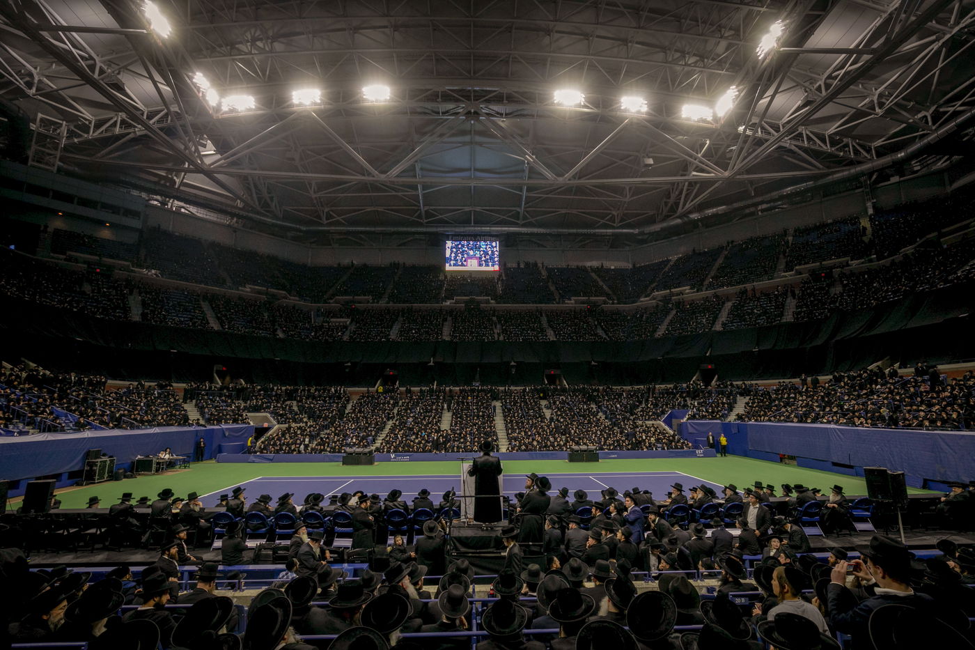 כך נראה המעמד של סאטמר והפלג • גלריה