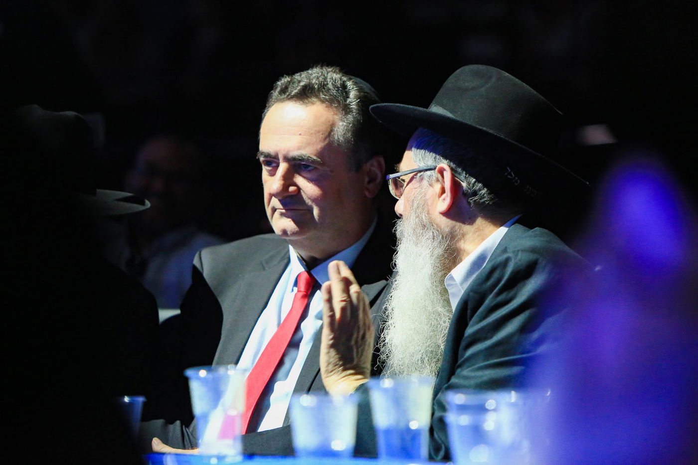 החב"דניקים מילאו את נוקיה ביום הולדתו של הרבי מליובאוויטש‬