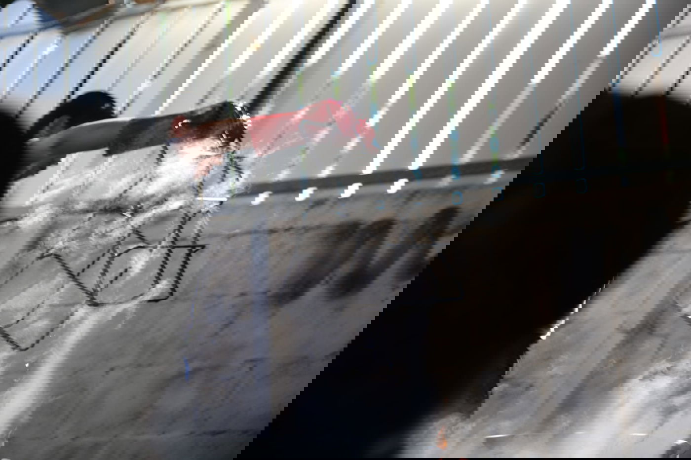 ערב פסח: כך מגעילים כלים בטבריה • צפו