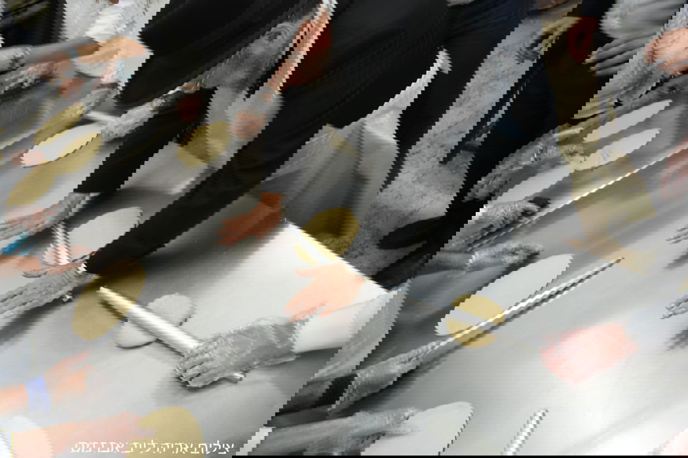 'שושנים לדוד': הראב"ד באפיית מצות יד