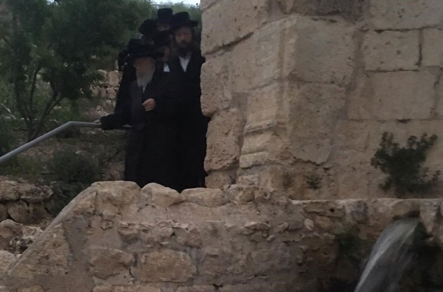 לראשונה בפינסק קרלין: מעמד שאיבת 'מים שלנו'