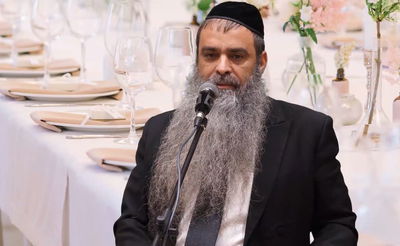 הרב רפאל זר בפינה לחג הפסח • צפו