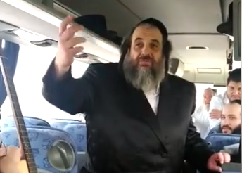 בן האדמו"ר הפתיע: זו הבעיה בסמארטפונים