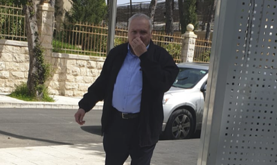 אשל בכניסה למעון רה"מ, ערב הבחירות