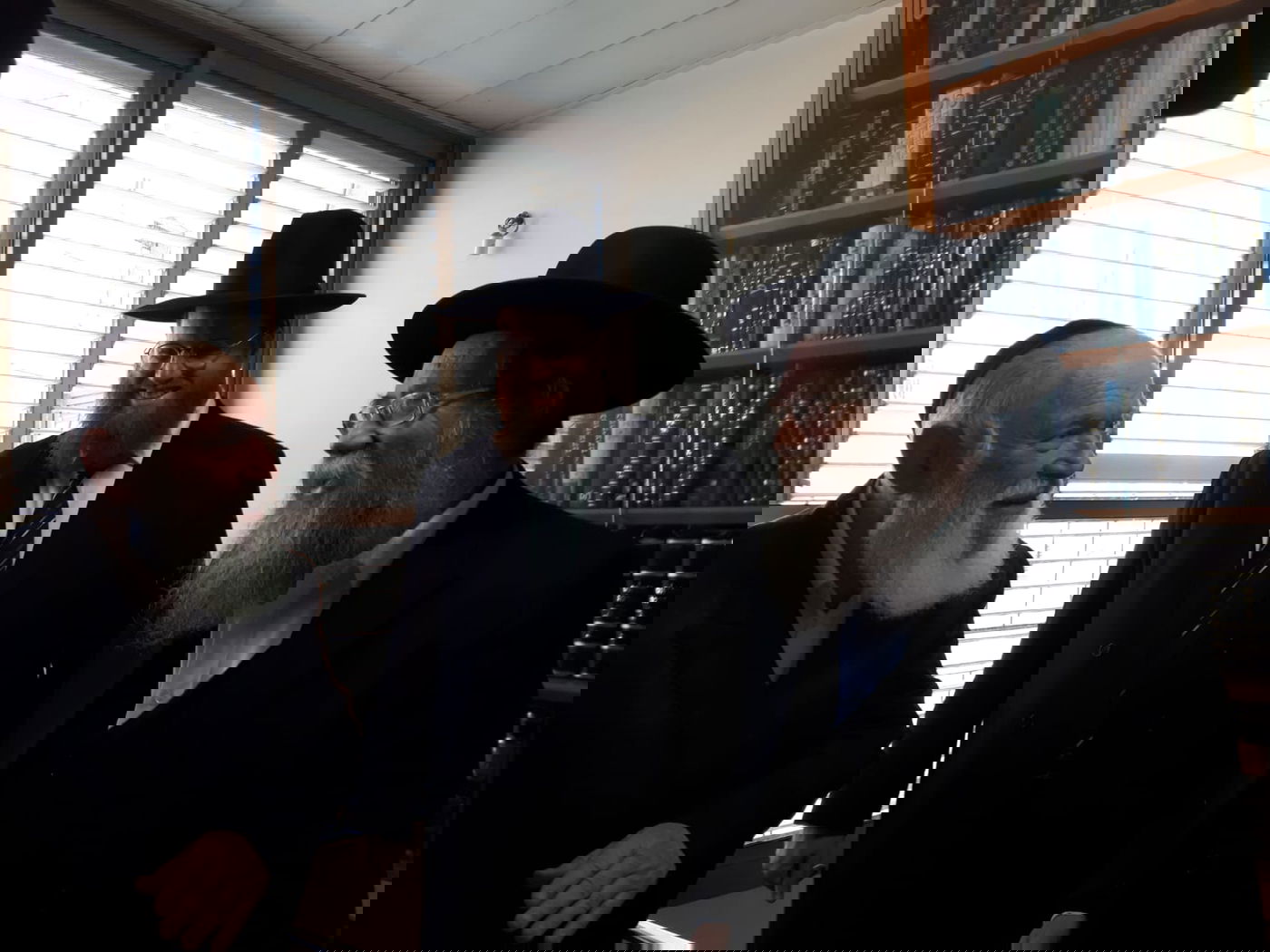 אצל הגר"י זילברשטיין