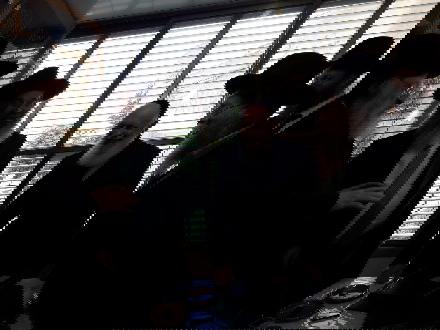 האדמו"ר לרבני העיר בני ברק: החזון איש  החשיב את ויז'ניץ