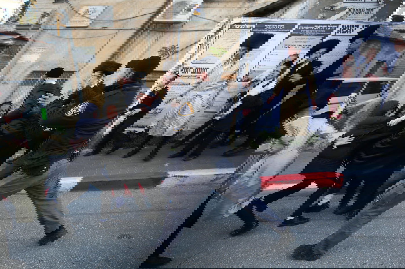 הקיצונים ניסו לארגן הפגנה; השוטרים סיכלו