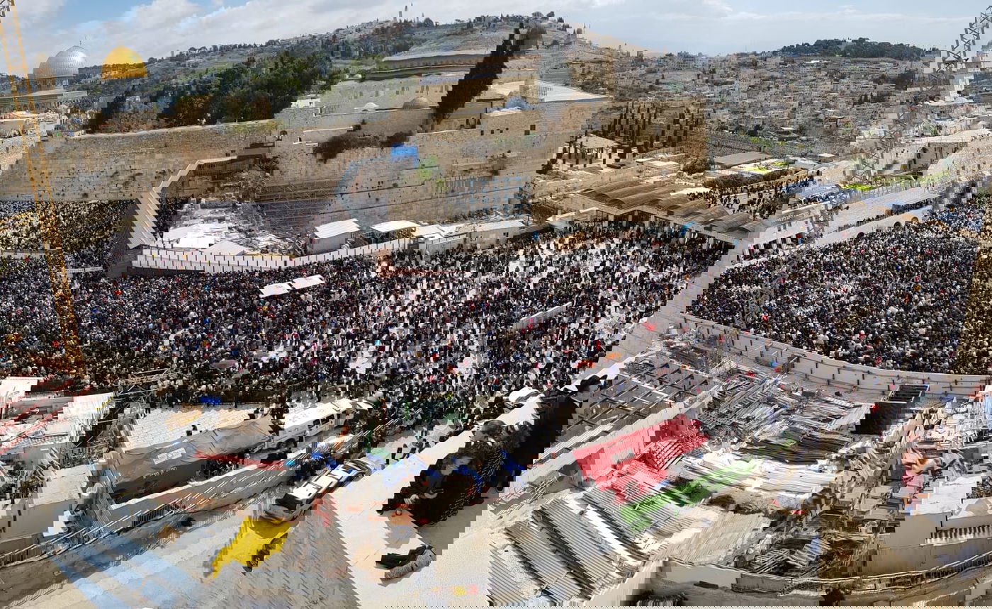 רבבות השתתפו בברכת הכהנים המסורתית