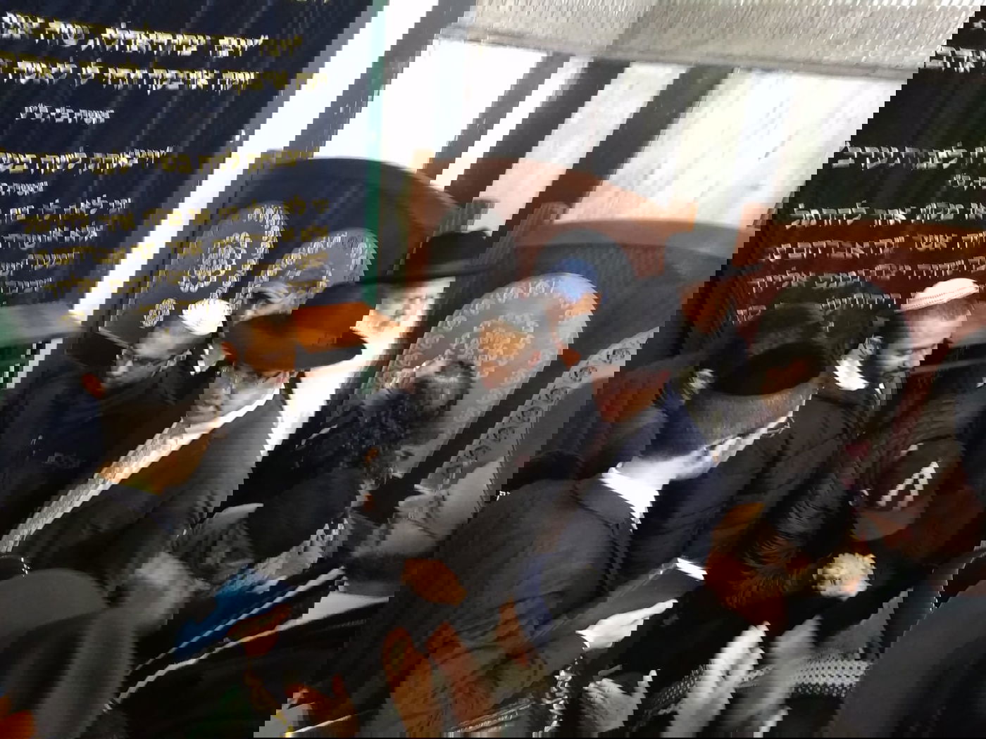 פסח במעונו של זקן הראשונים לציון • תיעוד