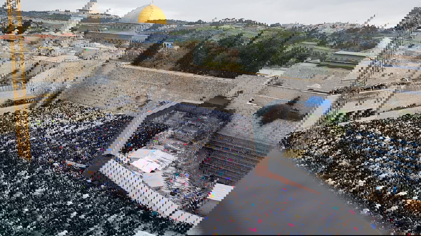 רבבות השתתפו בברכת הכהנים המסורתית