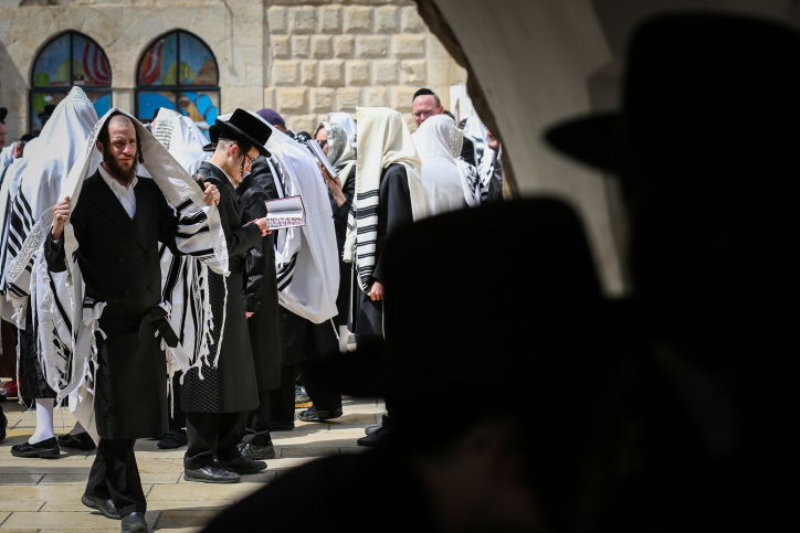 מירון: הכהנים עמדו למעלה ובירכו את העם