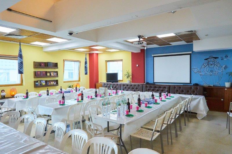 כך הסבו אלפי איש בסדרי הפסח הציבוריים במוסקבה