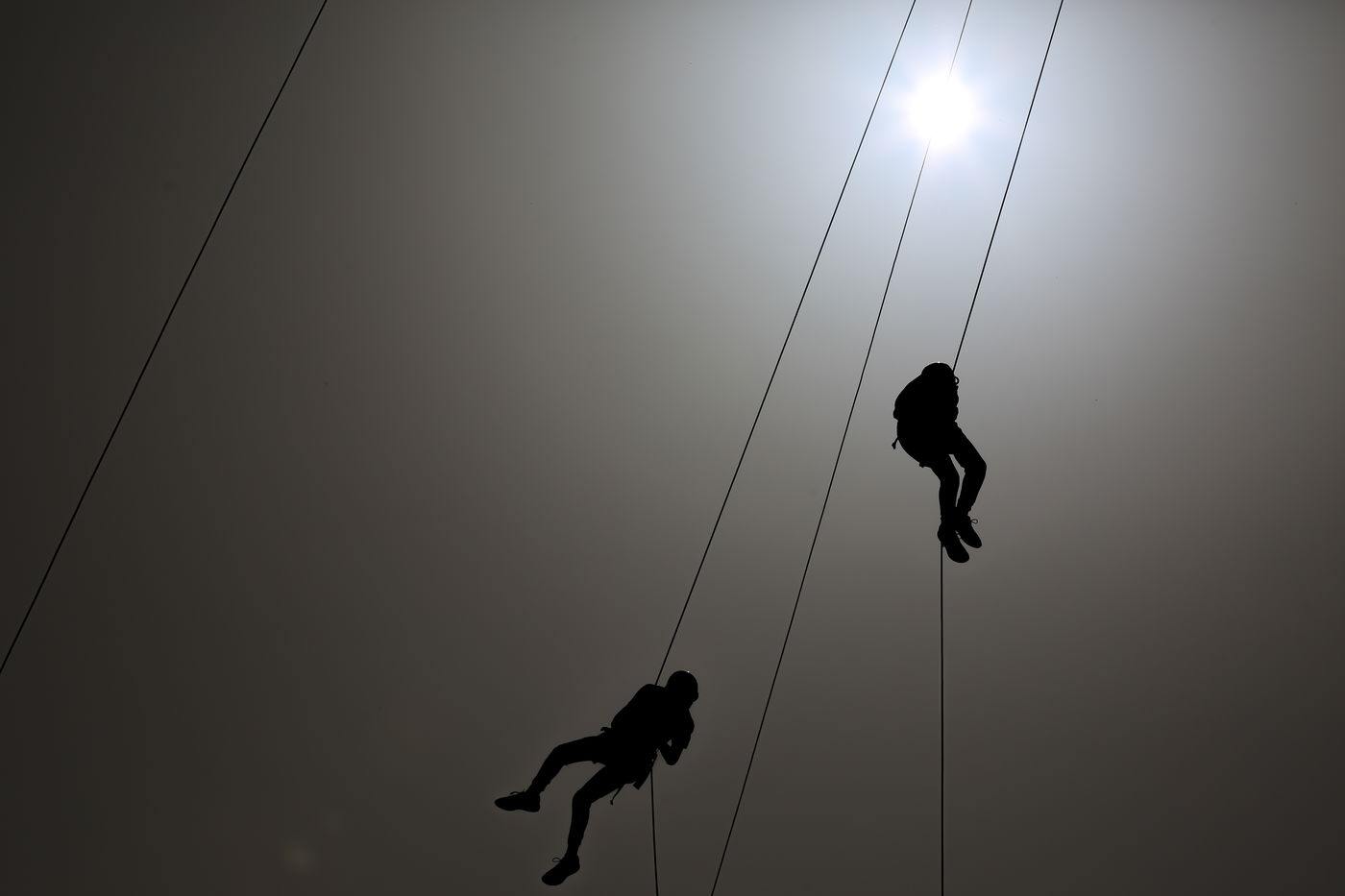 אטרקציה בצפת: סנפלינג בגובה 50 מטרים