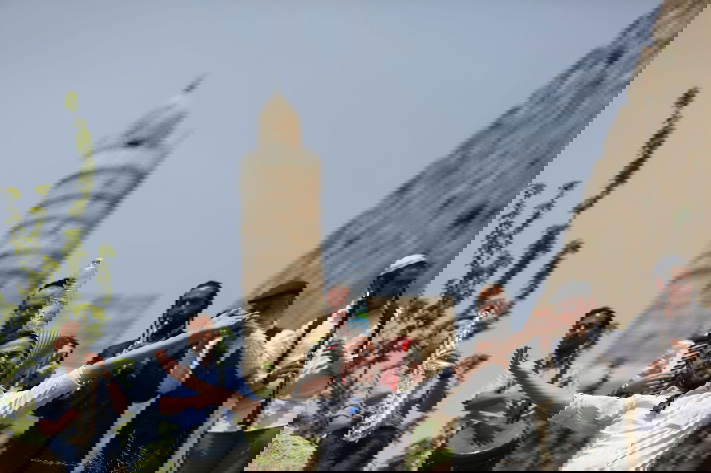 שמחת חג הפסח על חומות העיר העתיקה