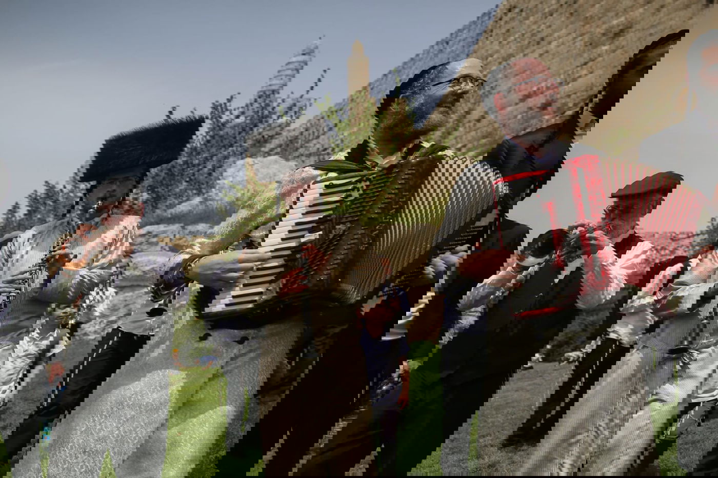 שמחת חג הפסח על חומות העיר העתיקה