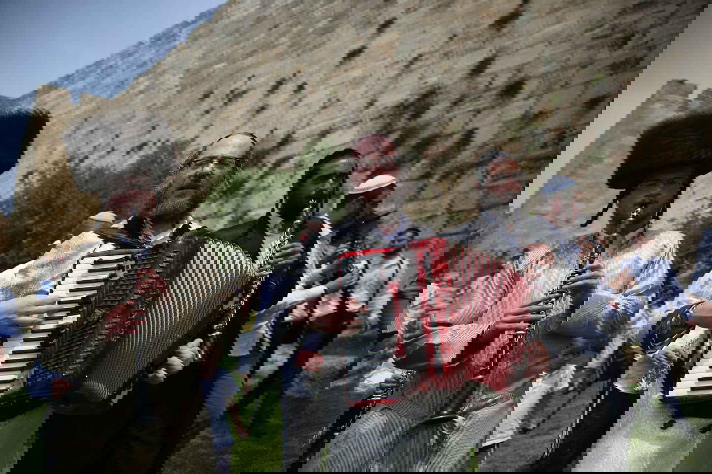 שמחת חג הפסח על חומות העיר העתיקה