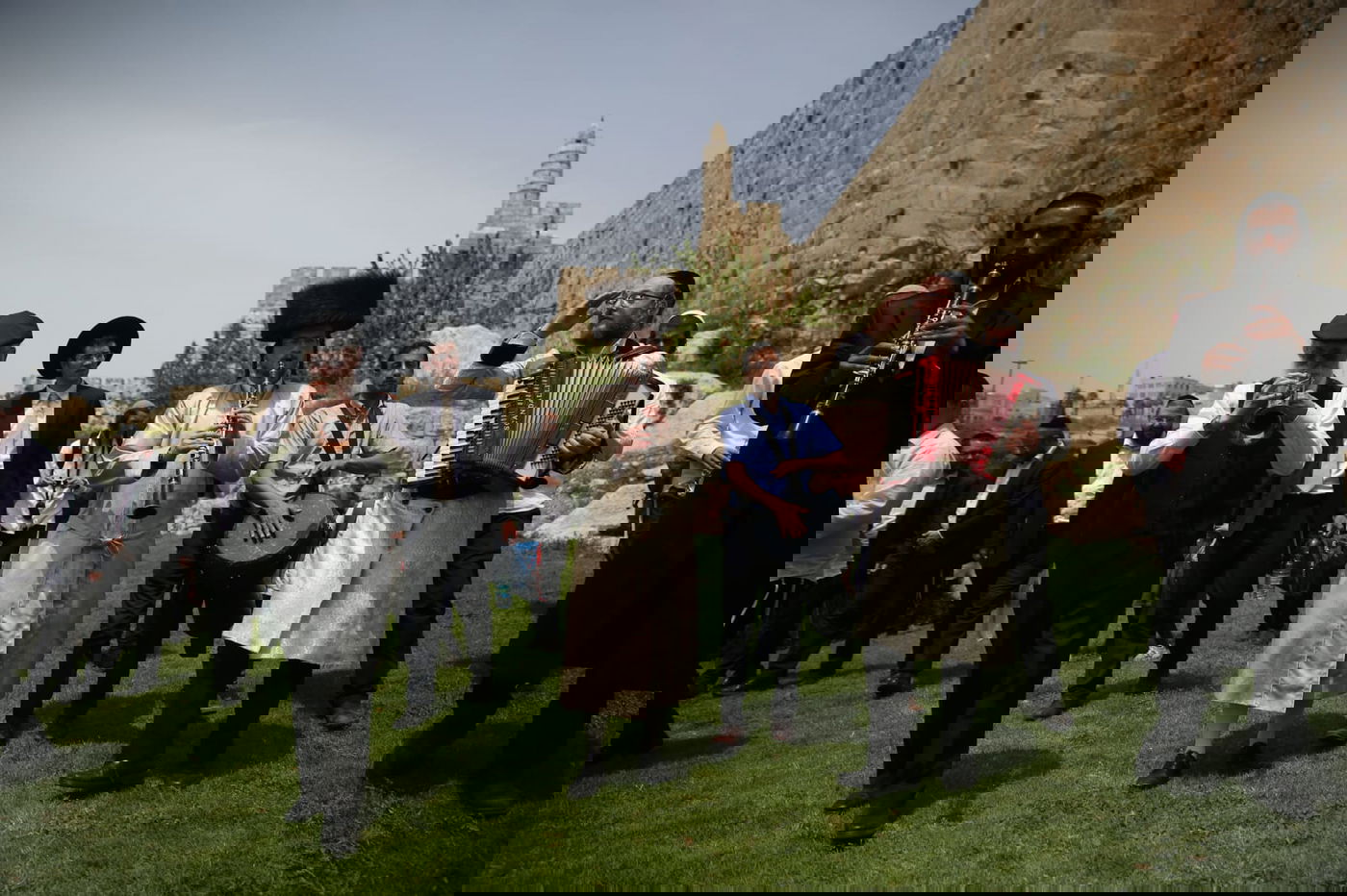 שמחת חג הפסח על חומות העיר העתיקה