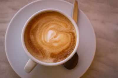 5 טריקים לצלוח מפגשים חברתיים מביכים